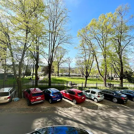Flat By The Danube *