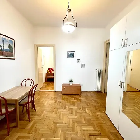 Flat By The Danube Lägenhet *